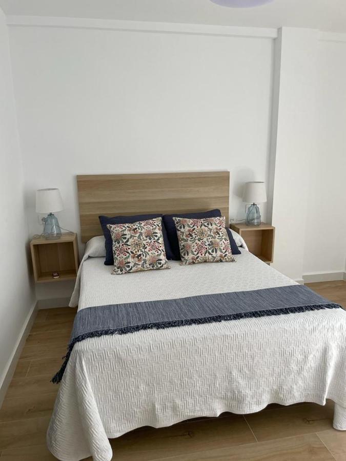 Apartamentos La Hormiga Deluxe Адра Экстерьер фото