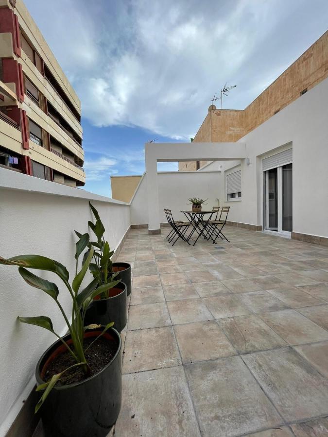 Apartamentos La Hormiga Deluxe Адра Экстерьер фото