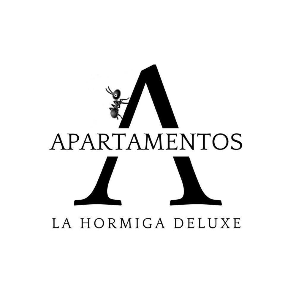 Apartamentos La Hormiga Deluxe Адра Экстерьер фото