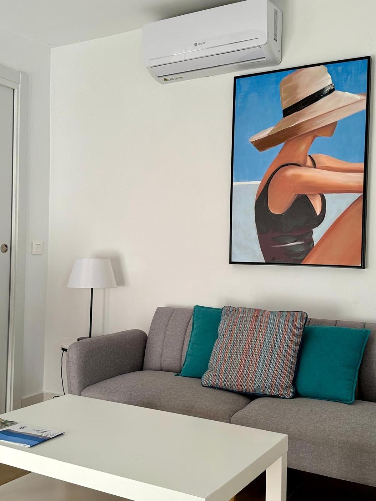 Apartamentos La Hormiga Deluxe Адра Экстерьер фото